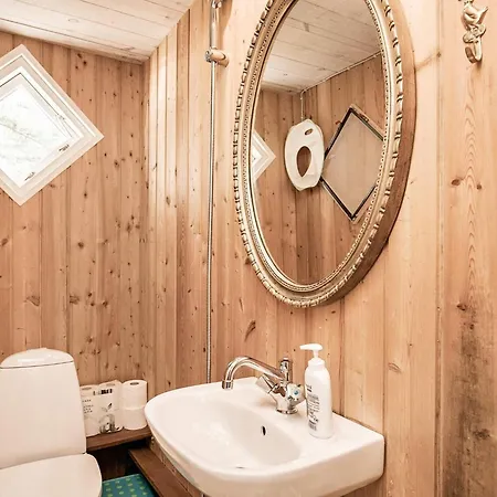 12 Person In Laeso-by Traum Laeso