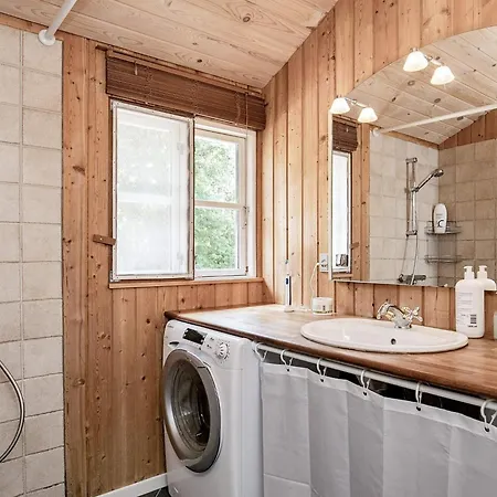 Vakantiehuis 12 Person In *